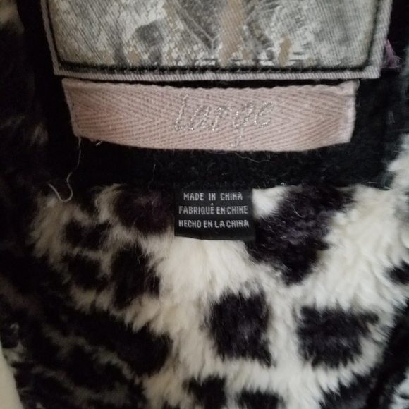 Fox M/L faux fur lined off white jacket - Picture 5 of 8